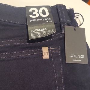 NWT Joe's jeans  Petite skinny ankle.  Size 30